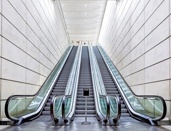 The Comprehensive Guide to IFE's Public Transport Escalators for Train Stations