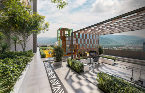 IFE Elevators Partners with Malaysian High-End Real Estate to Showcase Chinese Brand Power